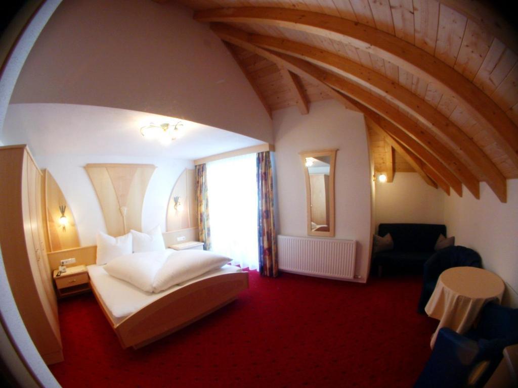 Hotel Garni Pradella Ischgl Rom bilde